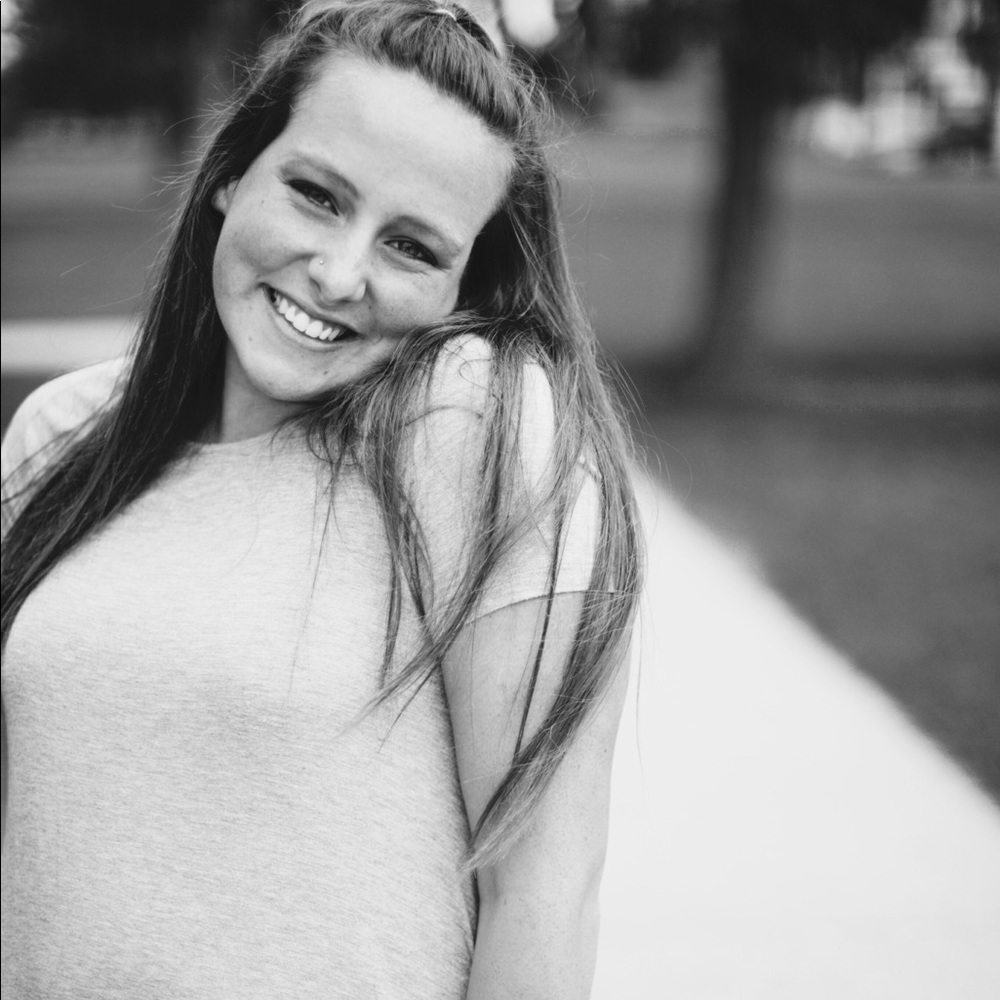 Meet your Posher, Madelyn